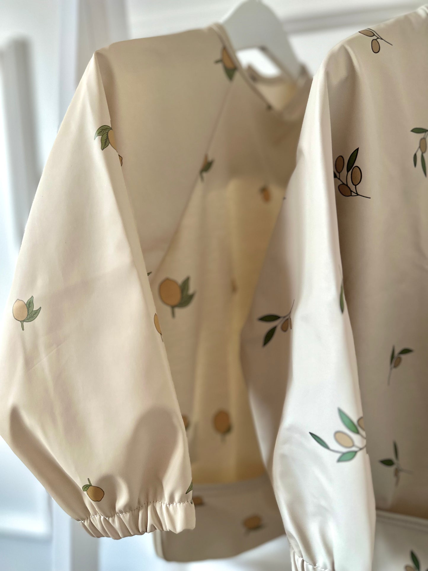 Baby Weaning Apron Bib | Lemon
