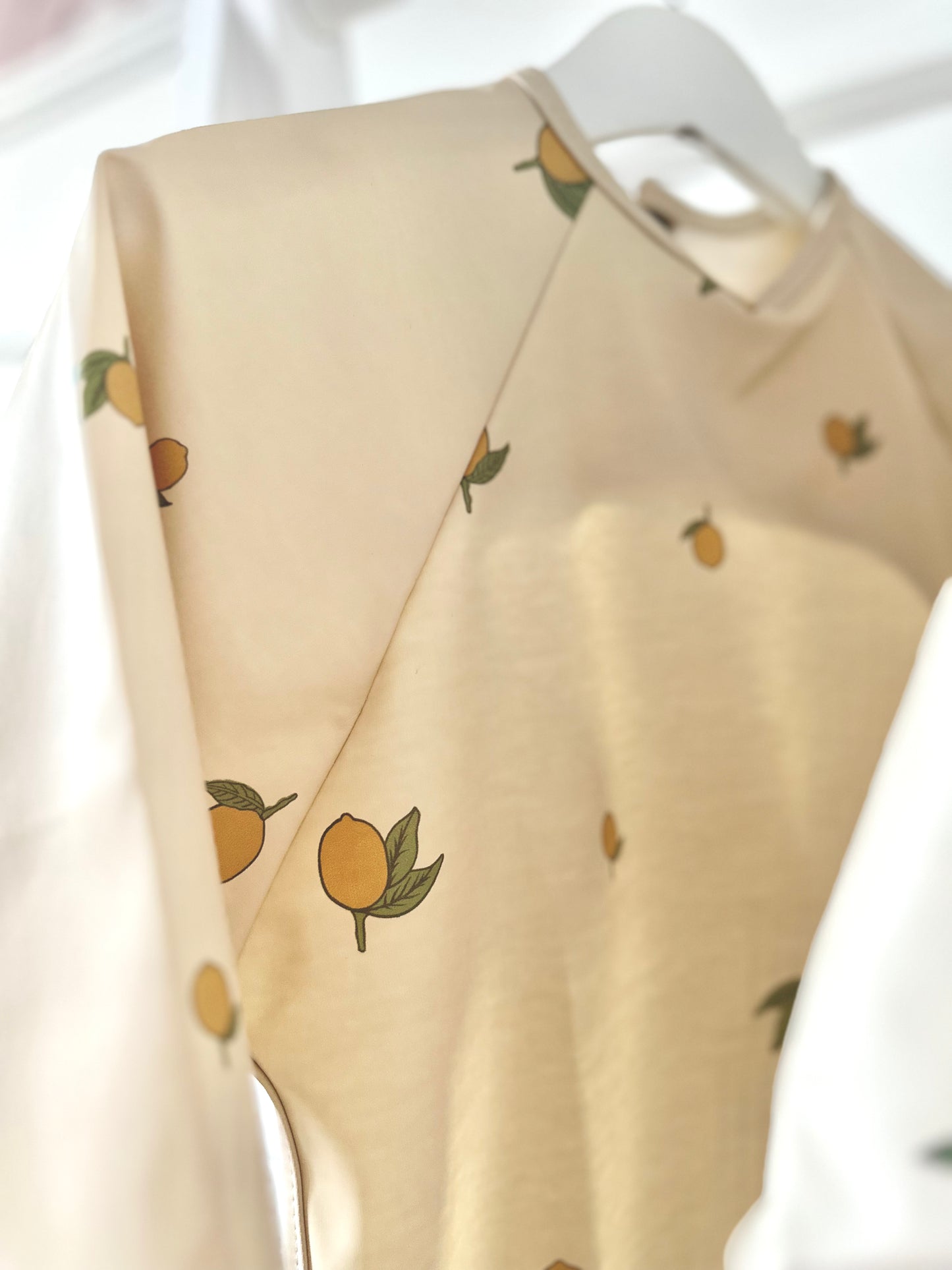 Baby Weaning Apron Bib | Lemon